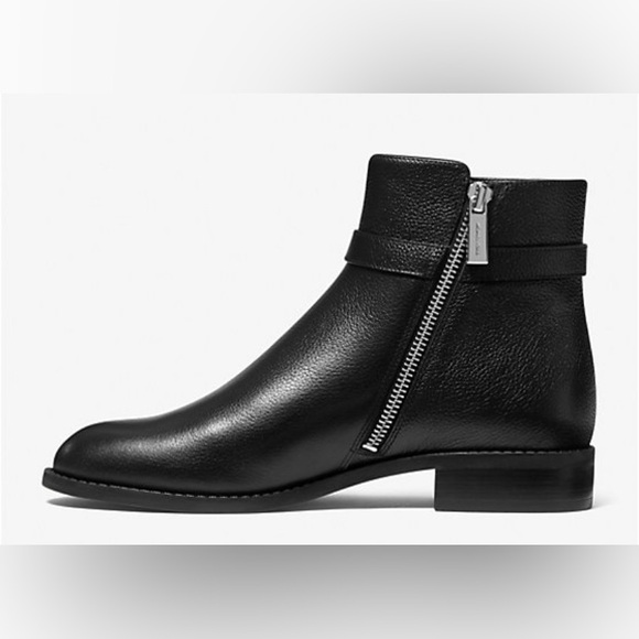 MICHAEL Michael Kors Finley Leather Ankle Boots - Picture 3 of 12